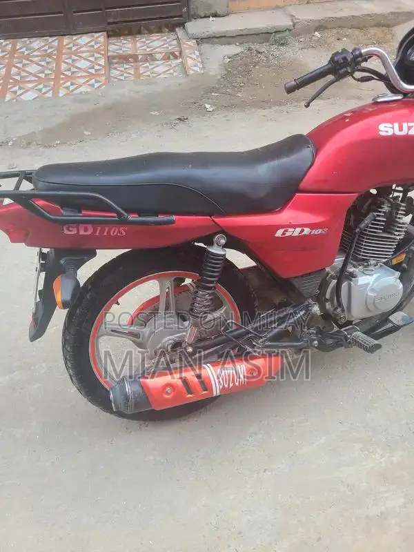 High-Performance Vehicle with V8 Engine Potential