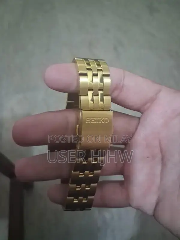 Seiko Gold-Tone Men's Analog Dress Watch with Stainless Steel Case