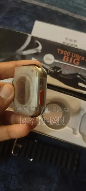 T900 Ultra Smartwatch with Touch Screen and Bluetooth Calling