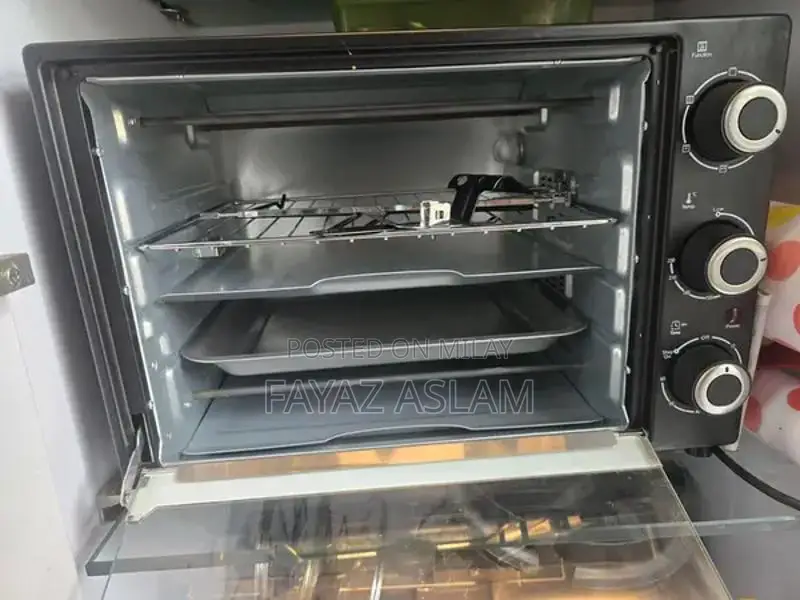 Dawlance Baking Oven - Nearly New Condition