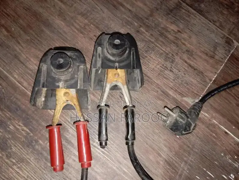 High-Performance Battery Charger for Multiple Applications