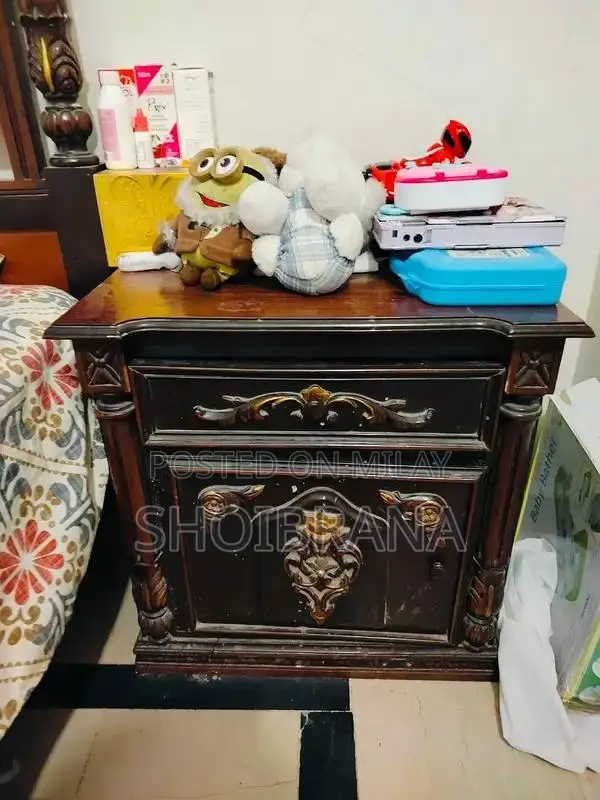 Solid Chinioti Wood Bed Set in Rich Brown Finish