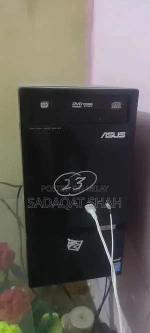 Core i3 4th Gen Laptop with AMD Graphics