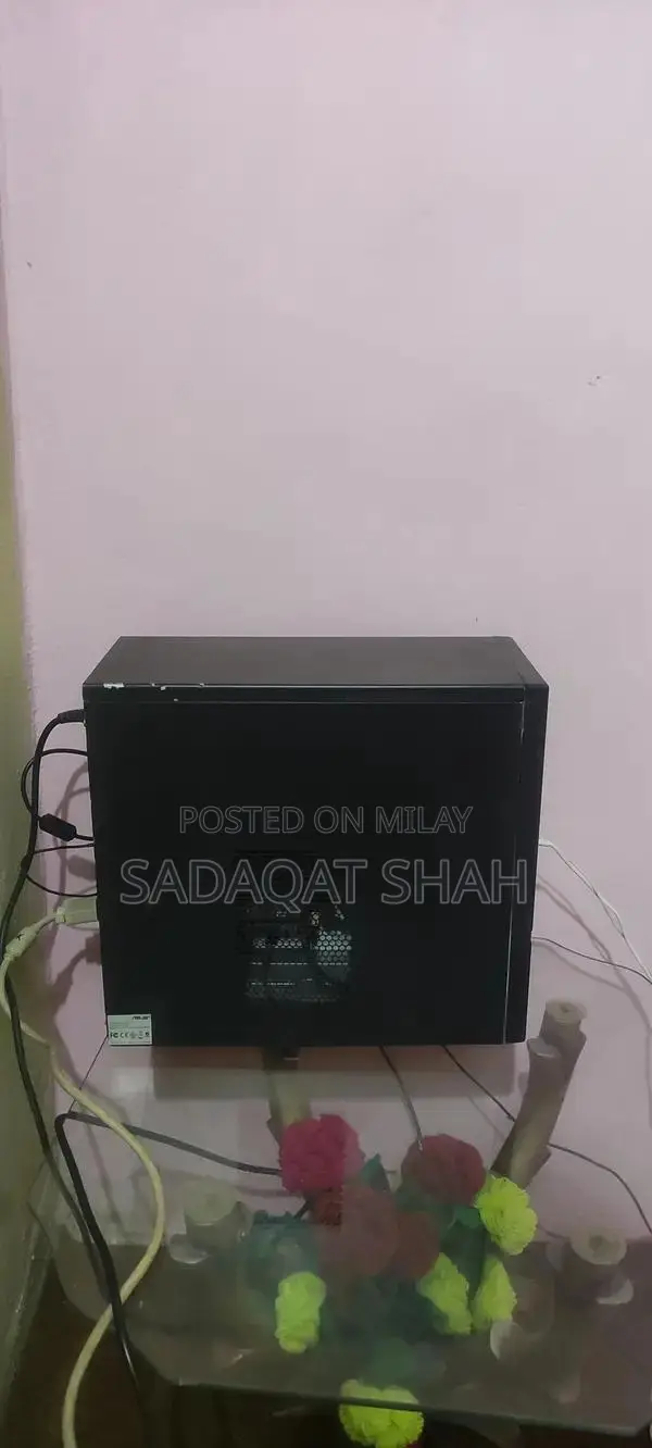 Core i3 4th Gen Laptop with AMD Graphics