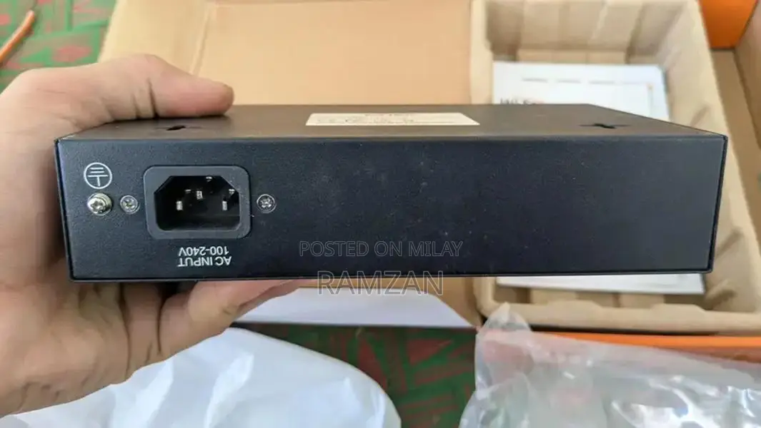 PoE Multi-Port Network Ethernet Switch