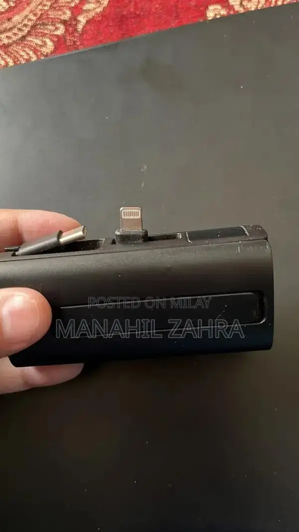 Compact 5000mAh Dual-Device Portable Charger