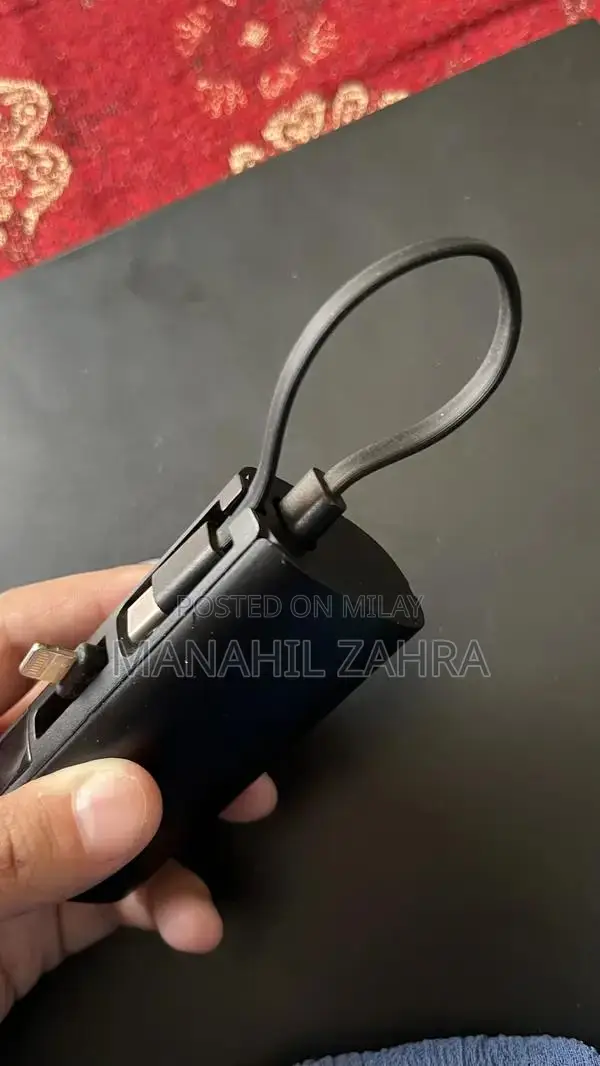 Compact 5000mAh Dual-Device Portable Charger