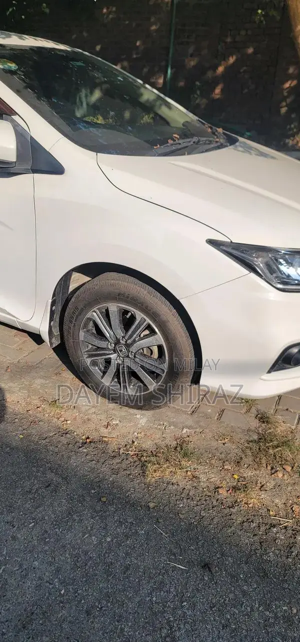 Honda City Aspire White Sedan Automatic Transmission