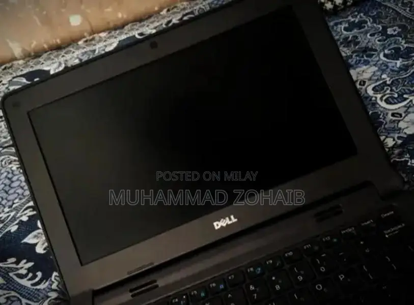 Dell Latitude 3150 Celeron Laptop with SSD