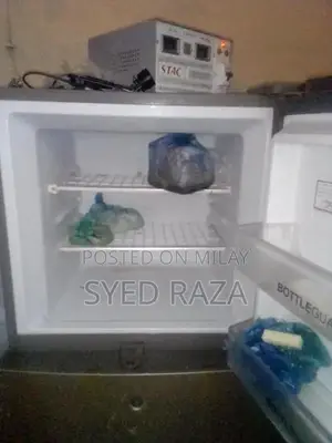 Photo - Compact Humidifier with 1-Year Warranty