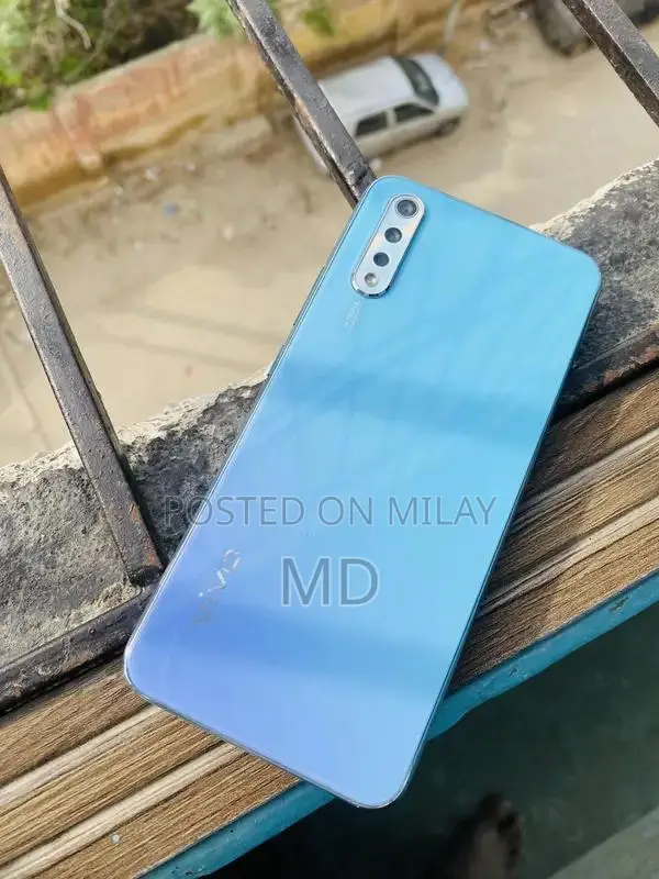 Vivo S1 Smartphone Dual SIM Large Storage High-Performance Device