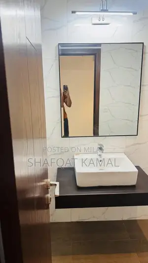 Luxury Apartment with Golf & Canal View – Defence Raya, Lahore