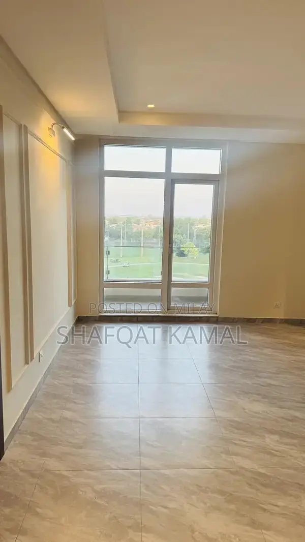 Luxury Apartment with Golf & Canal View – Defence Raya, Lahore