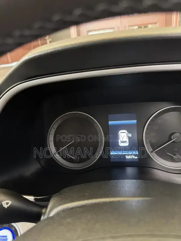 2022 Hyundai Tucson - Low Mileage Compact SUV