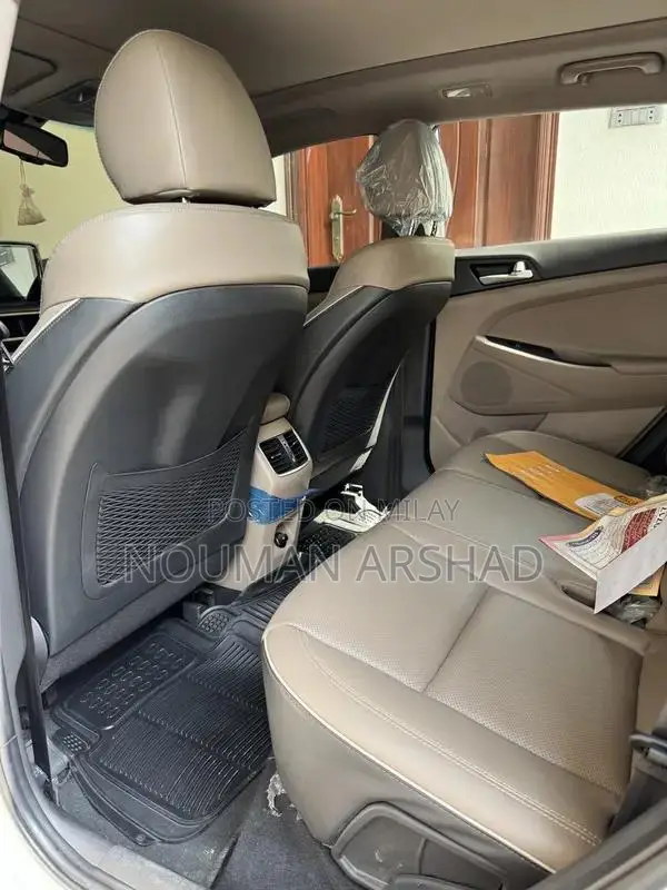 2022 Hyundai Tucson - Low Mileage Compact SUV