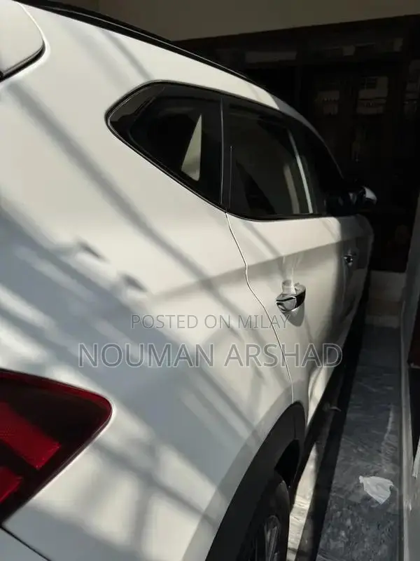 2022 Hyundai Tucson - Low Mileage Compact SUV