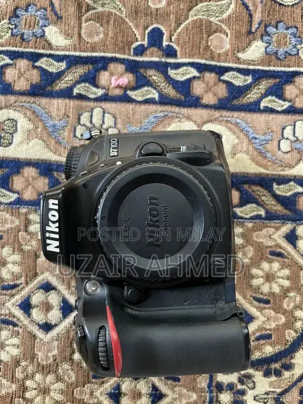 Nikon D7100 Professional DSLR Camera Body
