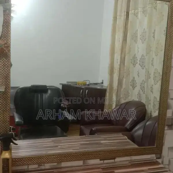 Polar Chair 2 Mirror with Frame - Black Finish