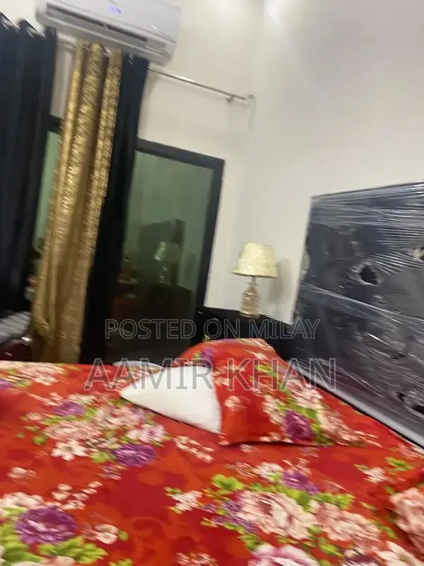 Modern Bedroom Set: Bed with Matching Dressing Table and Nightstand