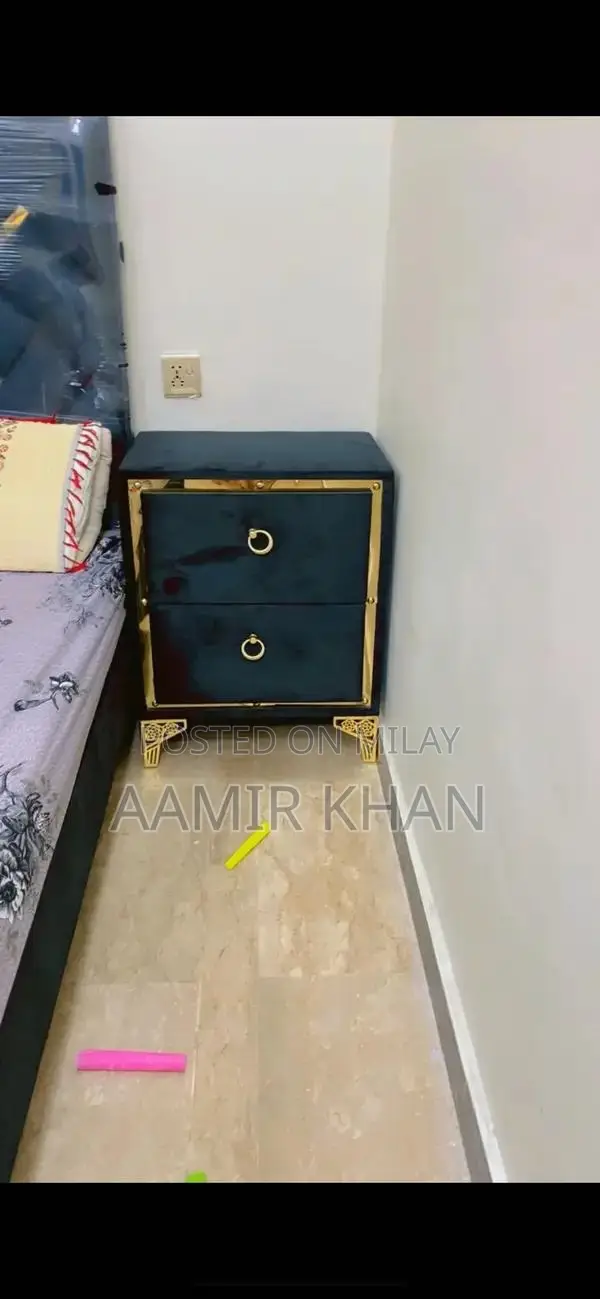 Modern Bedroom Set: Bed with Matching Dressing Table and Nightstand