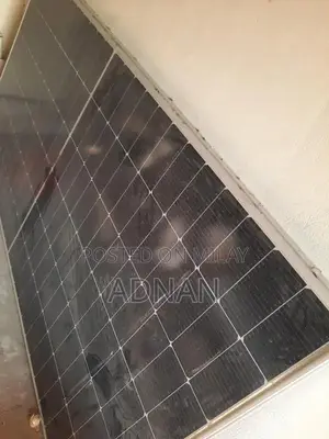 Photo - Canadian 585W Double Glass Solar Panels