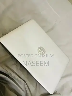 HP EliteBook 820 G3 Business Laptop - 14" Core i5