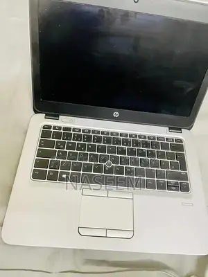 HP EliteBook 820 G3 Business Laptop - 14" Core i5