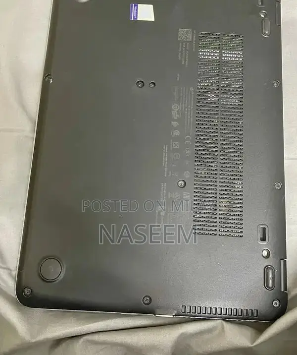 HP EliteBook 820 G3 Business Laptop - 14" Core i5