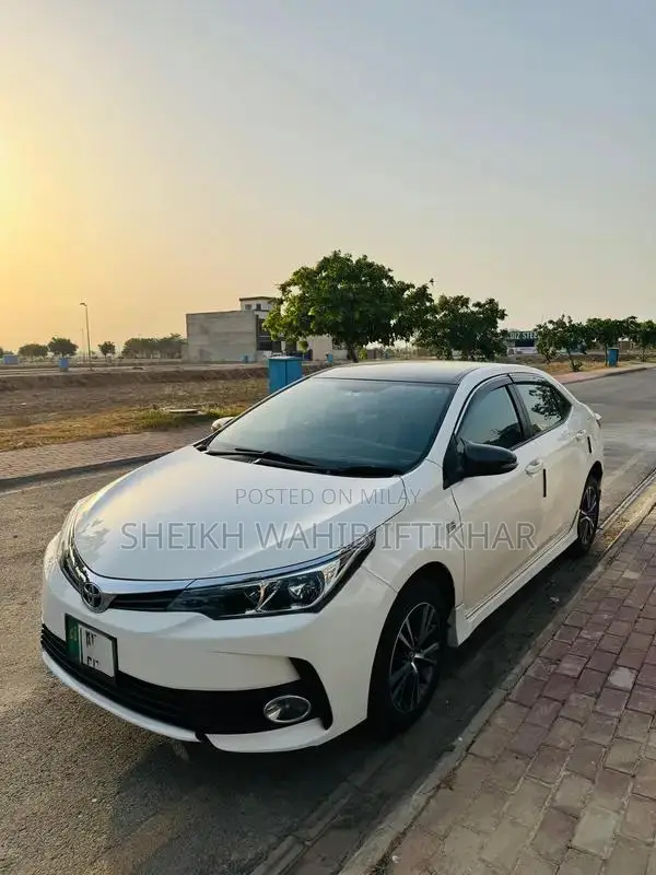 2018 Toyota Corolla Altis 1.6 Sedan with Premium Upgrades