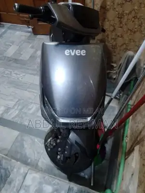 Electric Evee Scooty - Low Mileage Urban Commuter