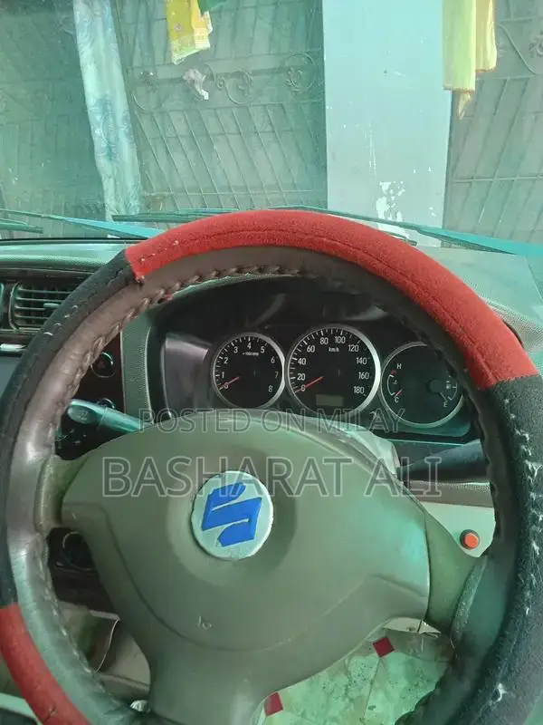 Suzuki APV Compact MPV - Reliable 2007 Family Vehicle