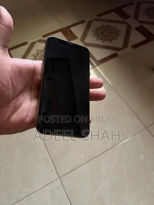 Premium Gold iPhone Xs with 64GB Storage and PTA Approval