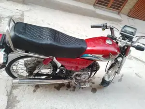 Photo - United US 70 Motorcycle 2019 Model - Low Mileage Condition