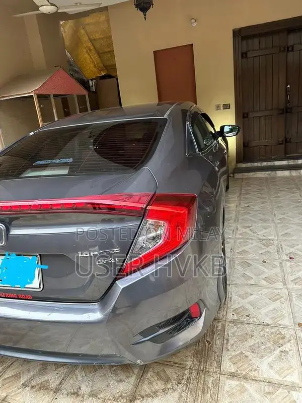 Honda Civic Oriel 1.8 CVT Sedan Automatic Transmission