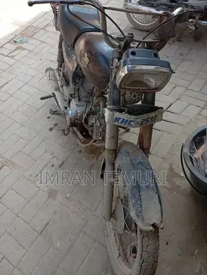 Photo - Challenger CD 70 Motorcycle - 2014 Model