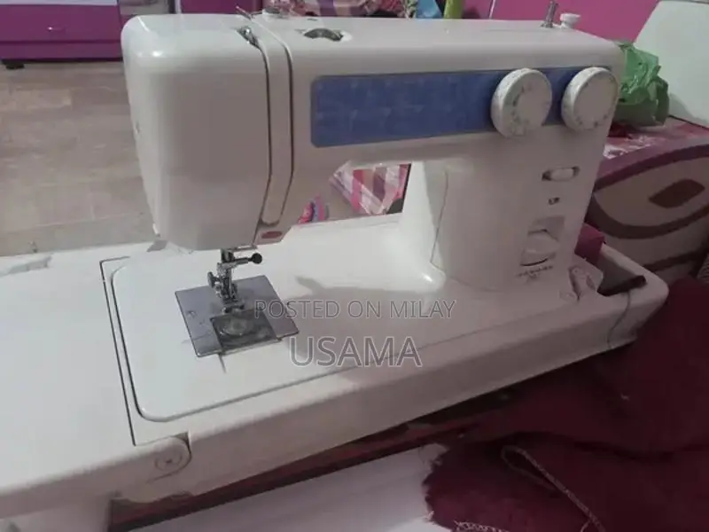 Janome 760 Sewing Machine - Versatile Home Crafting Tool