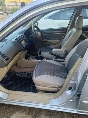 2005 Honda Civic EXI Manual Silver Sedan