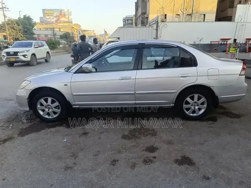 2005 Honda Civic EXI Manual Silver Sedan