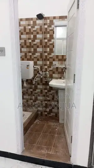 Girls Hostel with Premium Amenities Near Metro Station