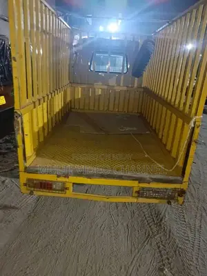 Tezz Raftaar Loader Riksha - Excellent Condition Vehicle