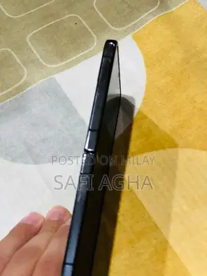 Samsung Galaxy Z Flip 4 Foldable Smartphone