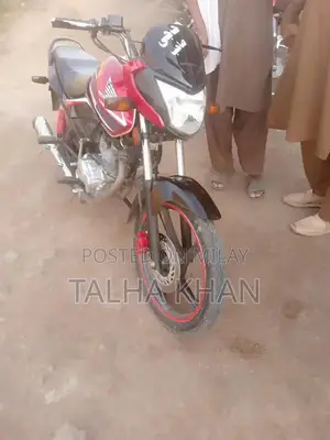 Honda CG 125 Motorcycle - 2021 Single Cylinder Commuter Bike