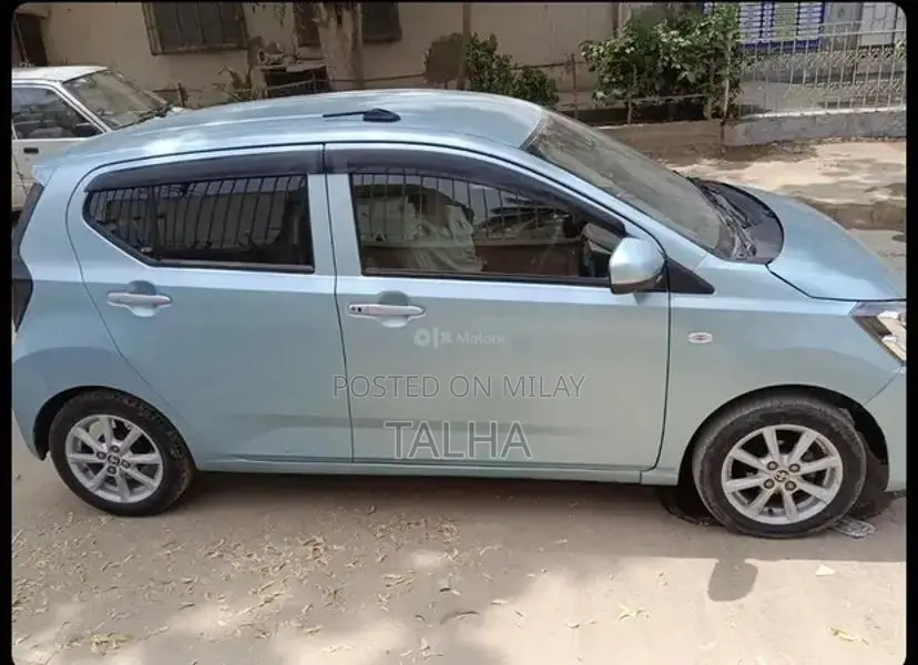 Toyota Pixis Epoch GSA lll Compact Hatchback