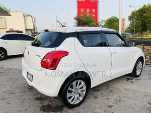 Suzuki Swift 2022 B2B Compact Sedan