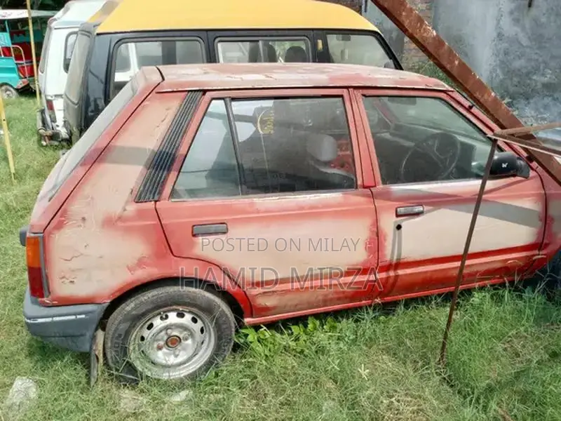 Daihatsu Charade Compact Sedan Versatile Urban Vehicle
