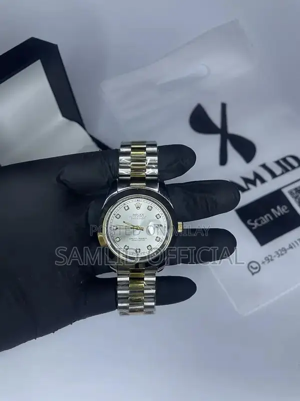 Luxury Swiss Rolex Analog Dress Watch - Elegant Timepiece for Professi