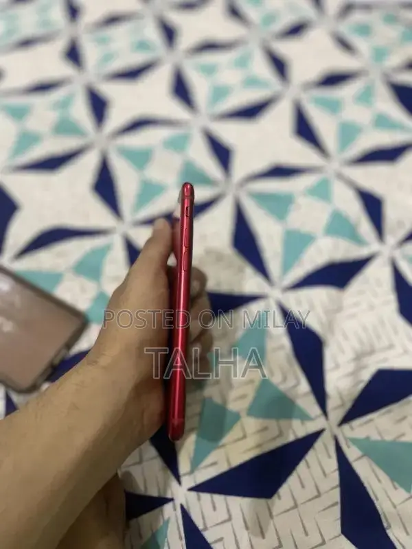 Apple iPhone SE 128GB, Good Condition, Fully Functional