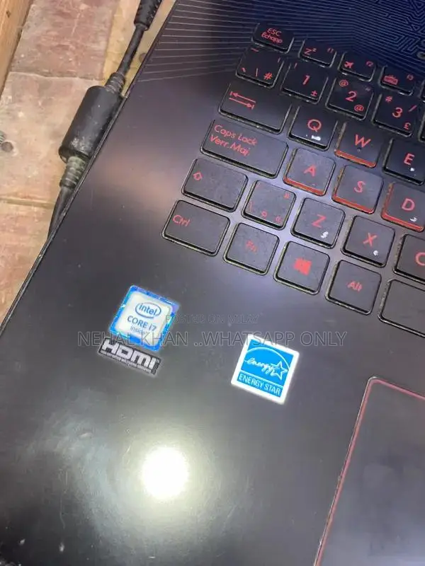 Asus ROG GL752VW Gaming Laptop - i7 6th Gen Performance