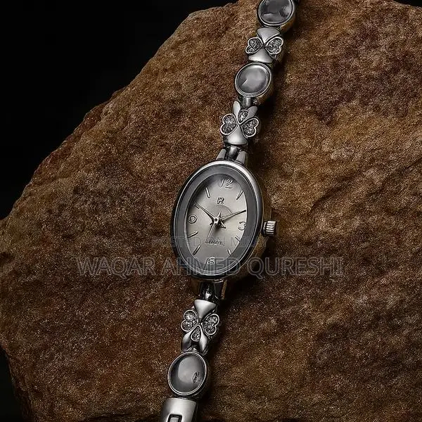 Stylish Multi-Functional Accessory Bundle with Tech Gadgets and Fashio