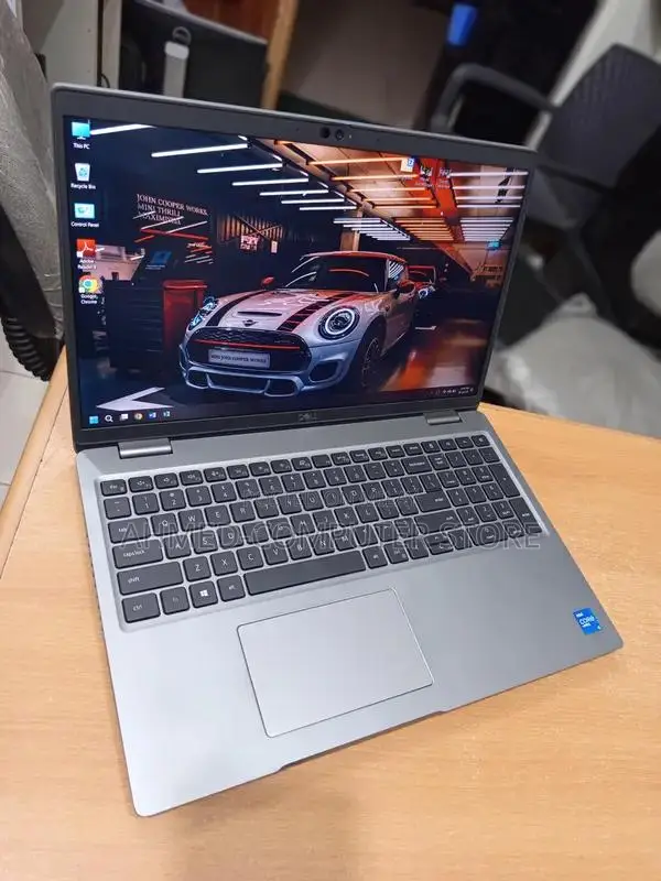 Dell Latitude 5520 Touch Laptop - Core i5 11th Gen